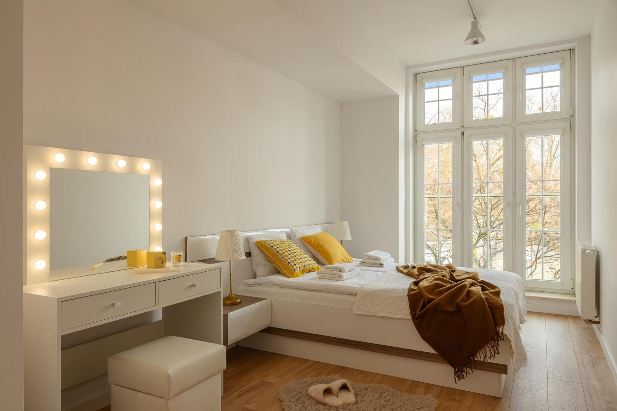 Two-Bedroom Deluxe Apartment