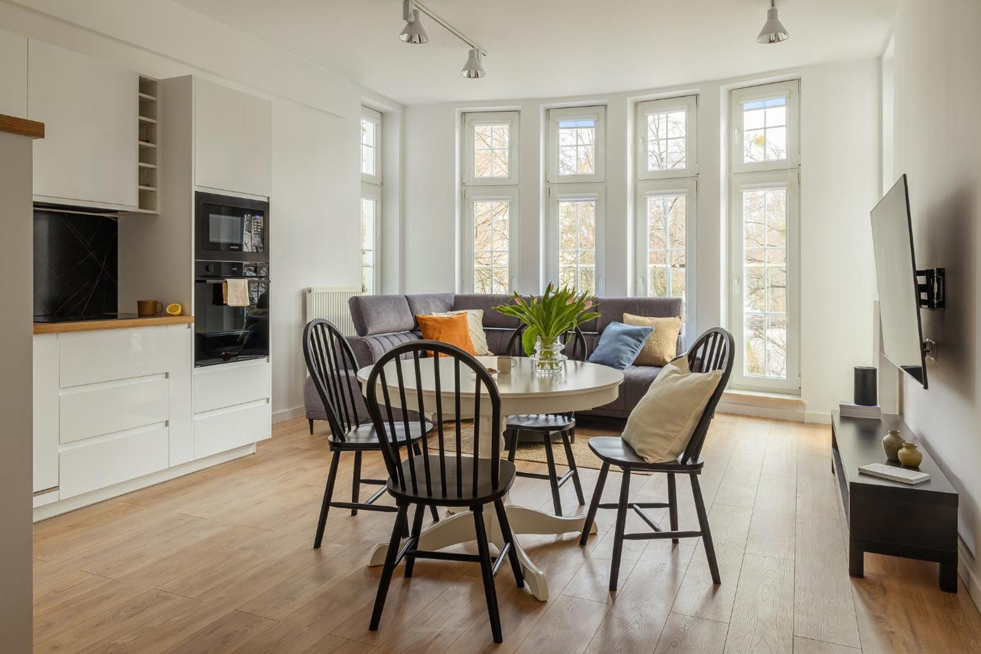 Two-Bedroom Deluxe Apartment